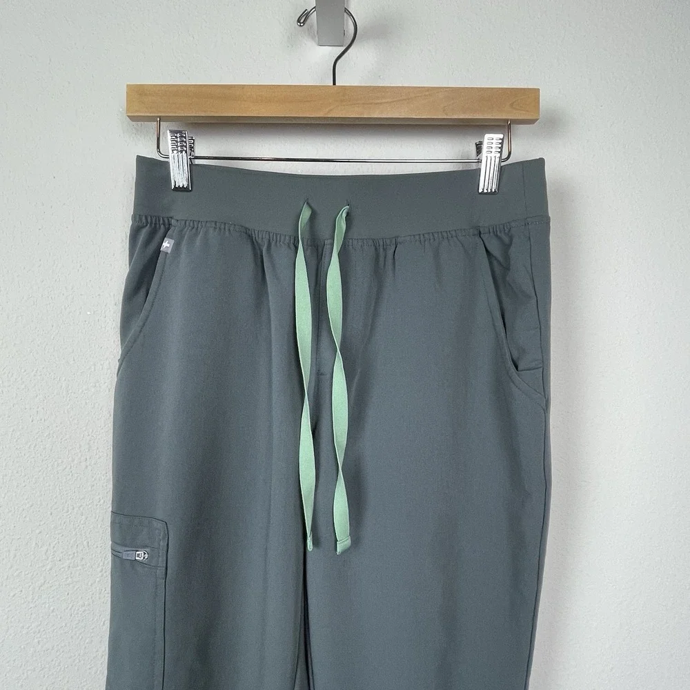 Figs Olive Green Zamora Cargo Scrub‎ Pants Size S Medical Nurse Workwear